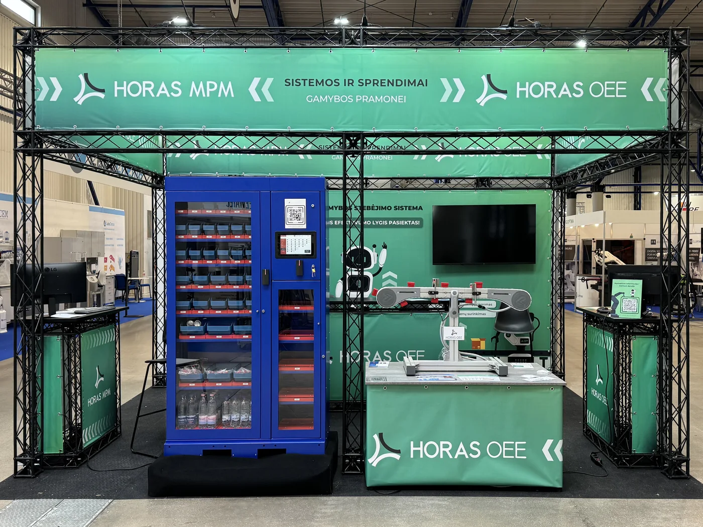 Inostorage cabinet on the HORAS stand at an industry trade fair